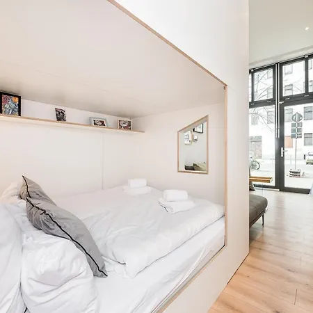 Stylish New Cube Loft Ii By Berlin-wall-apartments *