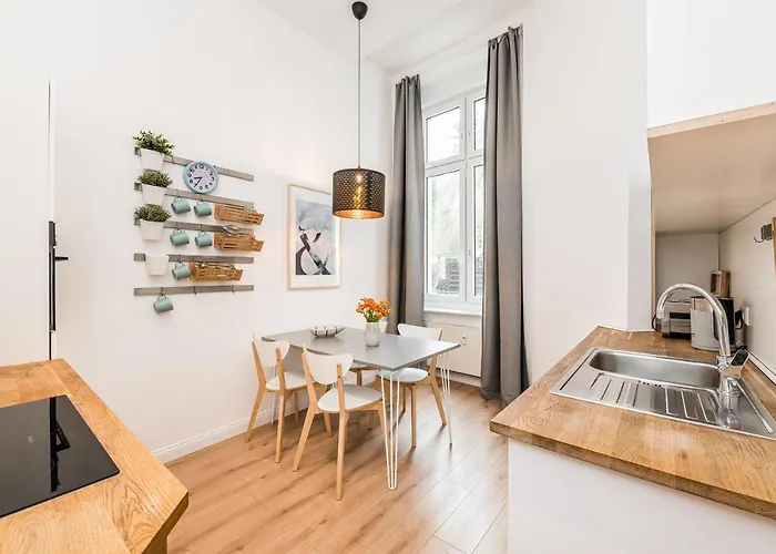 Stylish New Cube Loft Ii By Berlin-wall-apartments Apartman