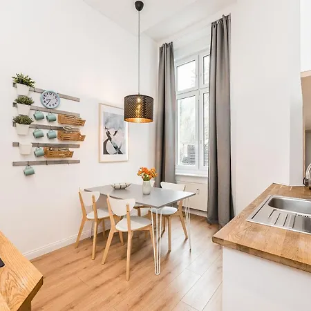 Stylish New Cube Loft Ii By Berlin-wall-apartments Daire